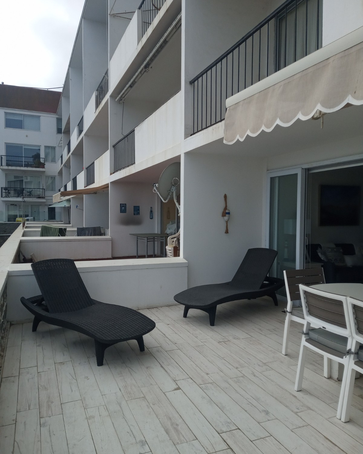 LINDO CDEPARTAMENTO FRENTE A PLAYA LAS CADENAS, ALGARROBO
